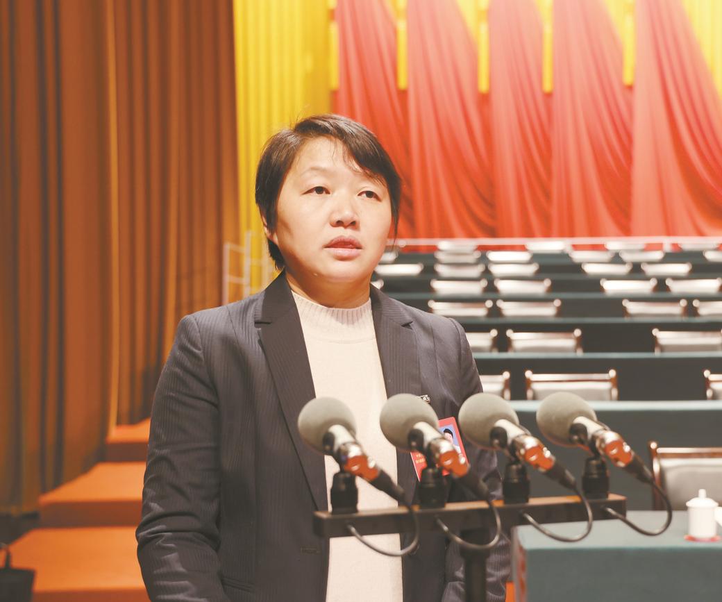 4叶丽萍.jpg